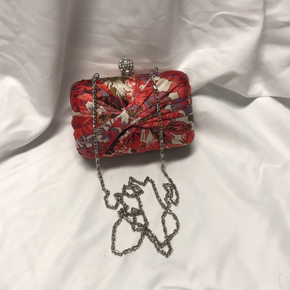 First - purse - h - Picture 4 of 7